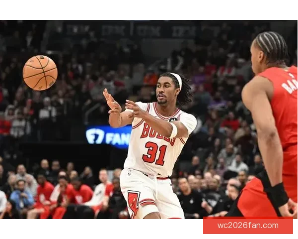 公牛主帅透露艾维训练中膝盖受伤 将于今日接受检查